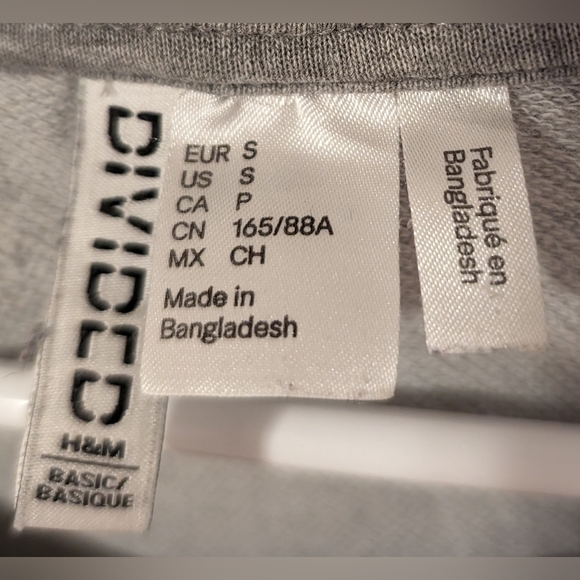 H&M Grey Crewneck Sweatshirt - Picture 2 of 3